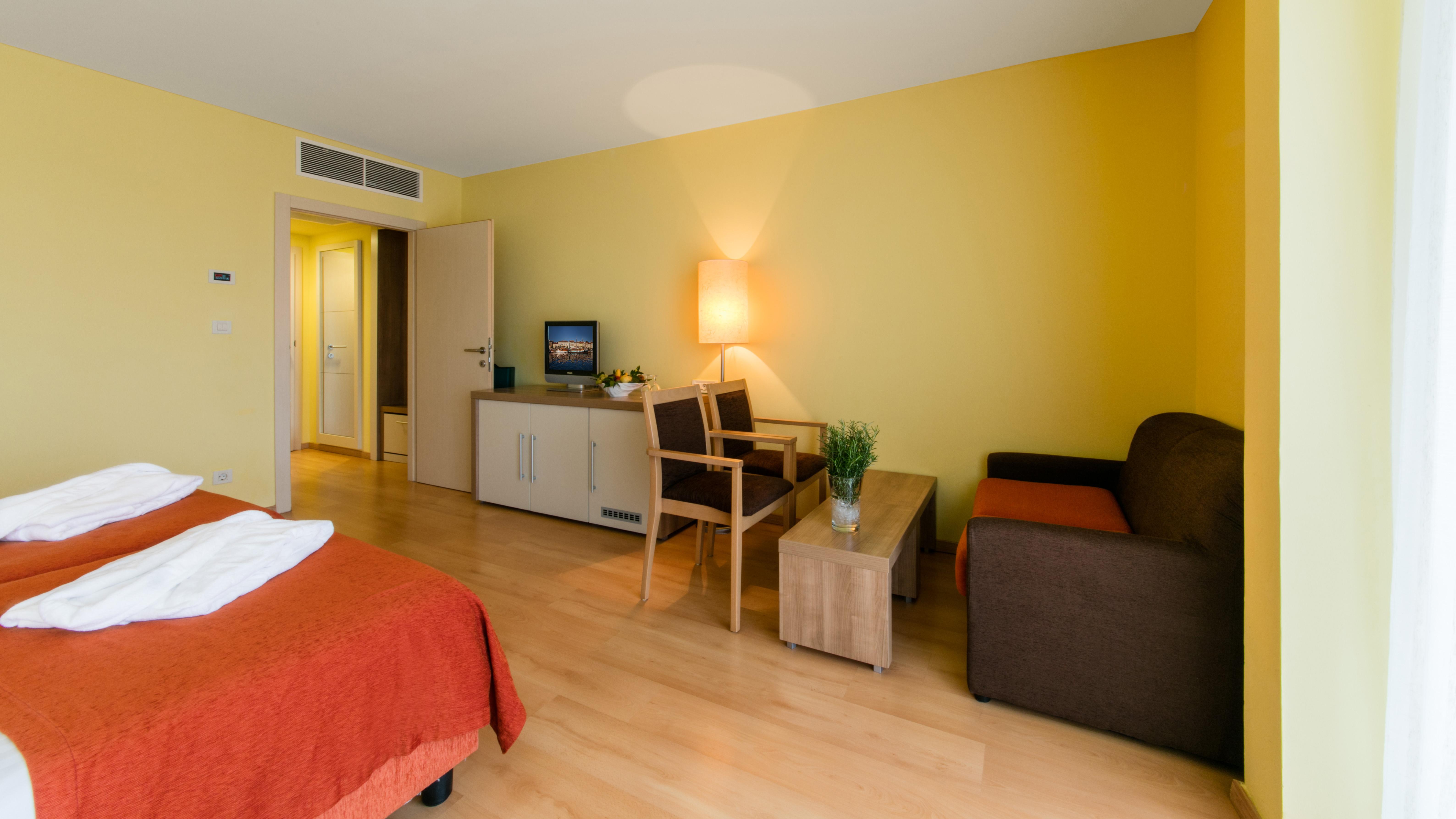 Hotel Aurora Мали-Лошинь Экстерьер фото
